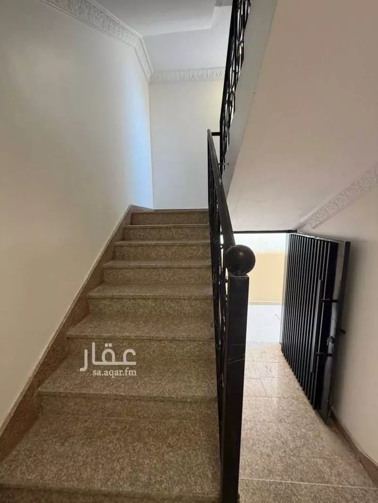 فيلا للبيع في شارع الثامرية, حي الدار البيضاء, مدينة الرياض, منطقة الرياض 17