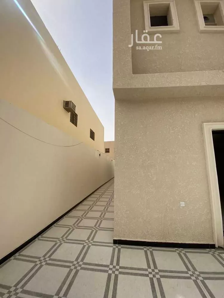 فيلا للبيع في شارع الطيب اليوسف, حي طويق, مدينة الرياض, منطقة الرياض صورة 2