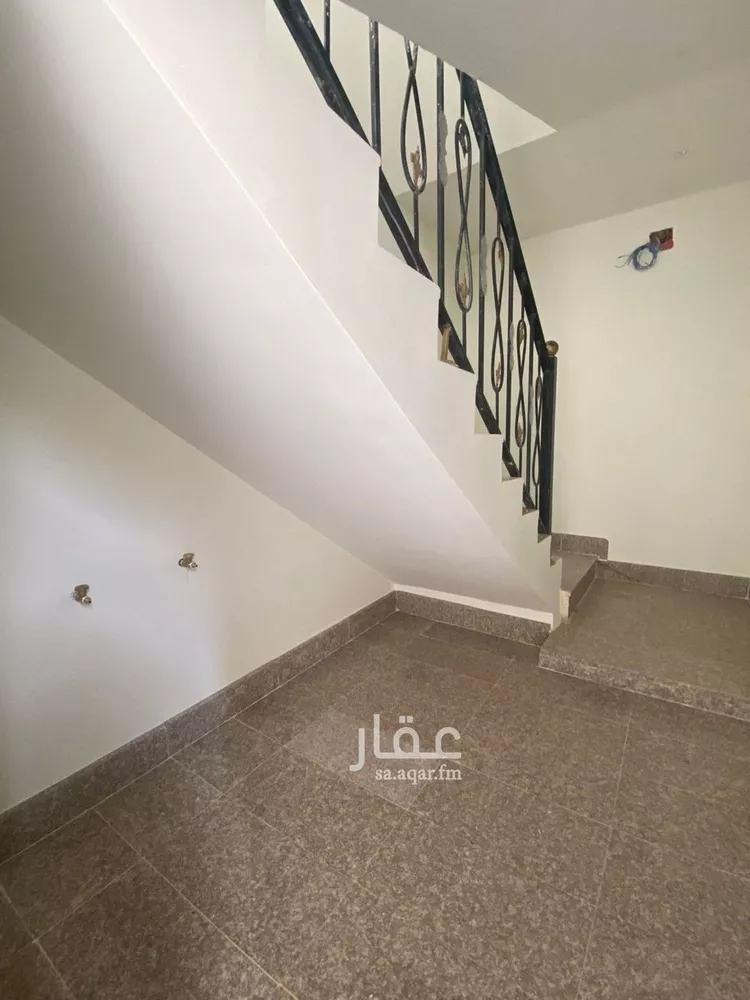 دور للإيجار في شارع فرحان السعود, حي الدار البيضاء, مدينة الرياض, منطقة الرياض صورة 4