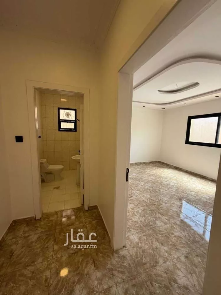 فيلا للإيجار في شارع الثامرية, حي الدار البيضاء, مدينة الرياض, منطقة الرياض 8