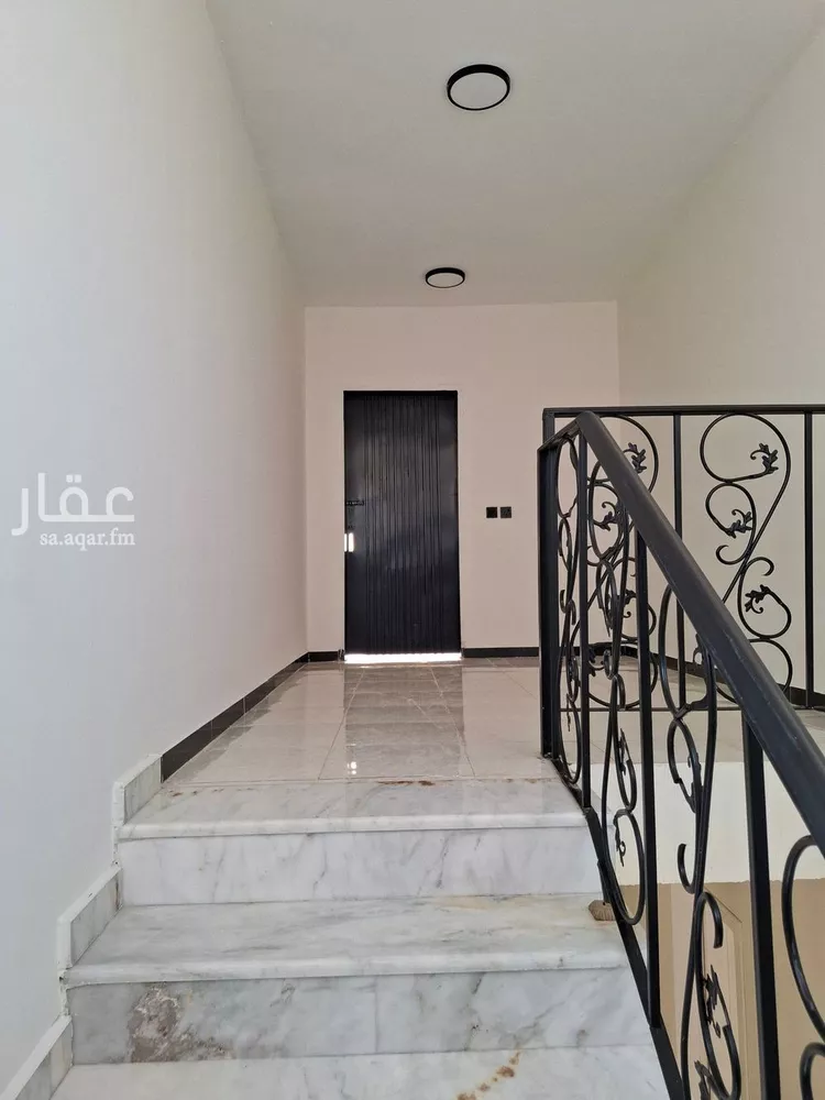 فيلا للبيع في شارع الثبته, حي الدار البيضاء, مدينة الرياض, منطقة الرياض 8