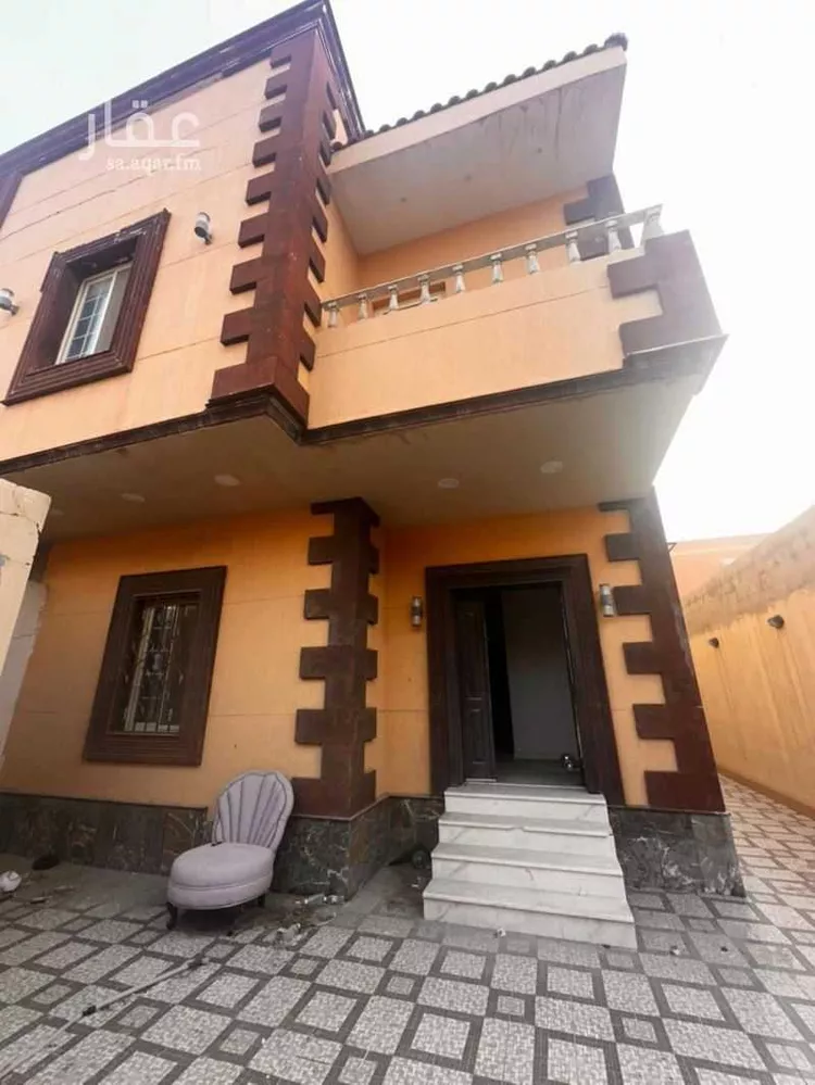 فيلا للبيع في شارع جمال الدين ابن المكرم, حي الحمدانية, مدينة جدة, منطقة مكة المكرمة 1 صورة