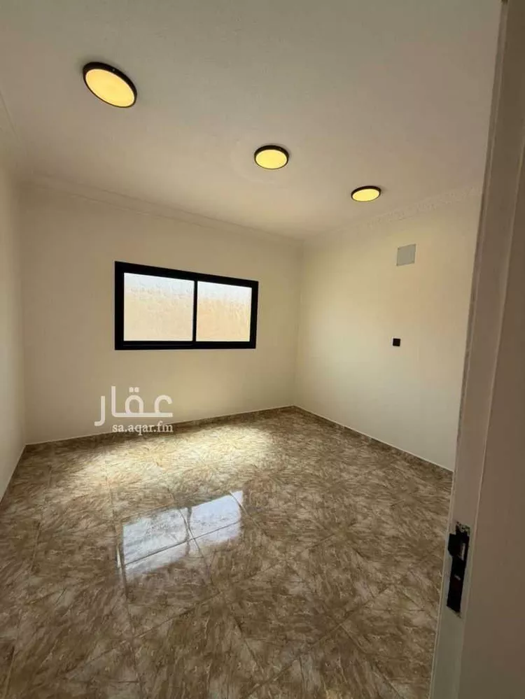 فيلا للبيع في شارع الثامرية, حي الدار البيضاء, مدينة الرياض, منطقة الرياض صورة 2