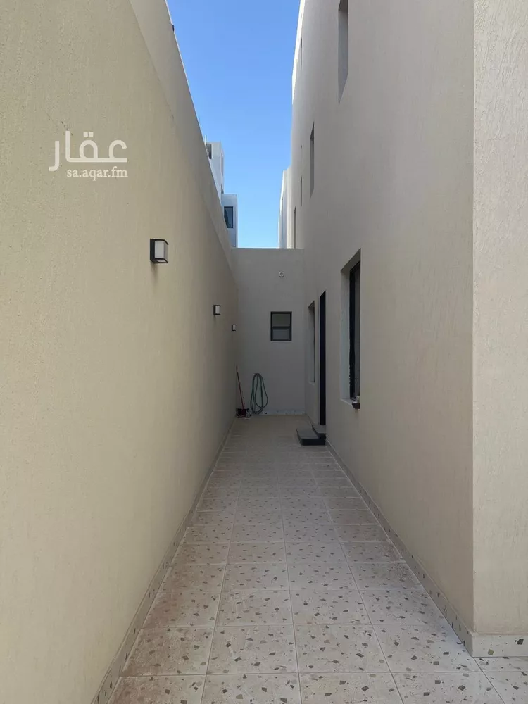 دور للبيع في شارع البقيع, حي السعادة, مدينة الرياض, منطقة الرياض صورة 3