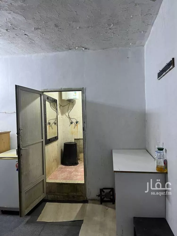 غرفة للإيجار في شارع يزيد بن مزيد الشيباني, حي السعادة, مدينة الرياض, منطقة الرياض صورة 2