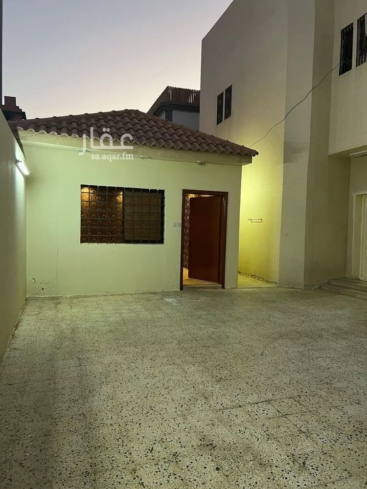 دور للإيجار في شارع أبي عاصم النبيل, حي السعادة, مدينة الرياض, منطقة الرياض
