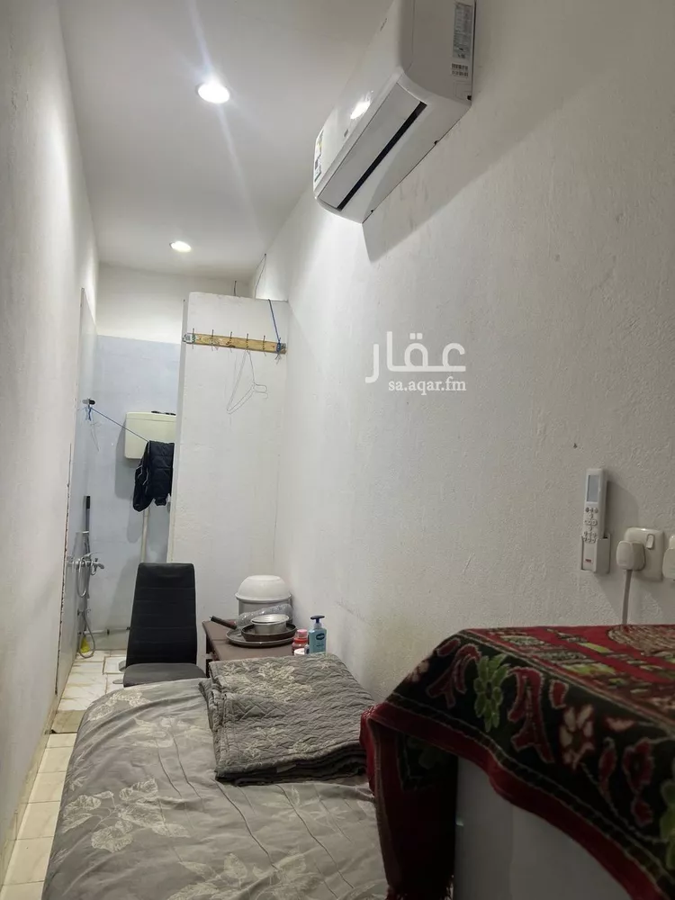 غرفة للإيجار في شارع ابي المجد الشنائي, حي السعادة, مدينة الرياض, منطقة الرياض