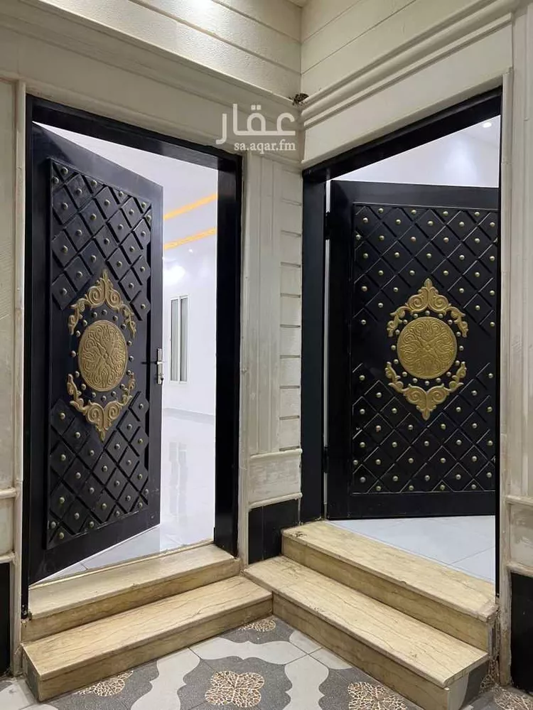 فيلا للإيجار في شارع يزيد بن مزيد الشيباني, حي السعادة, مدينة الرياض, منطقة الرياض