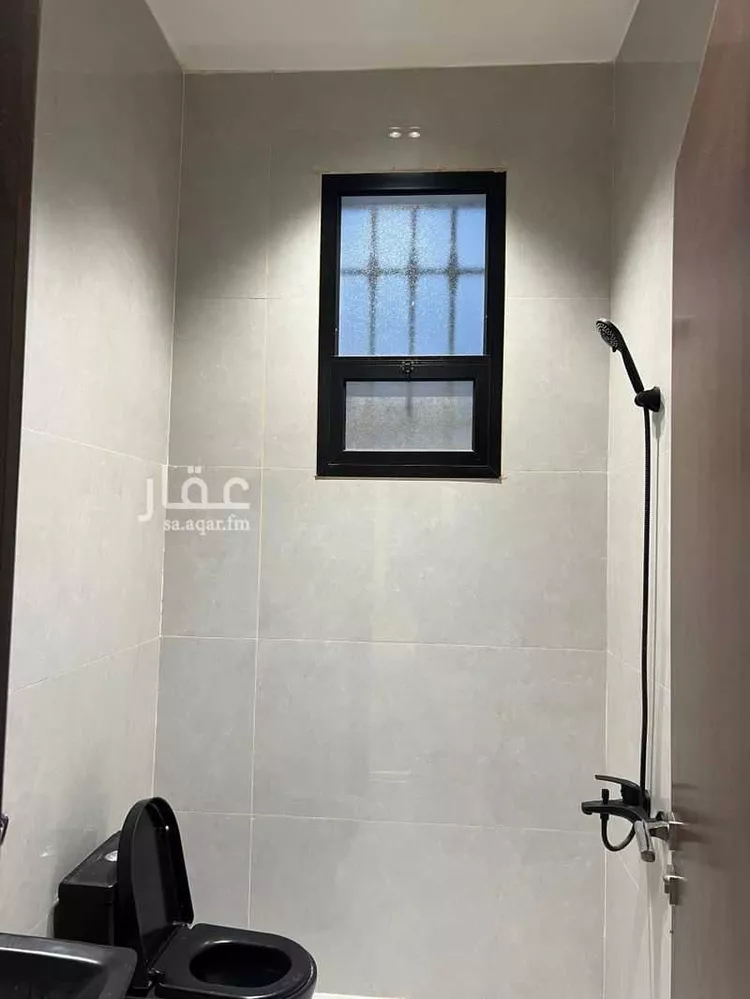 شقة للإيجار في شارع عبيد بن الجراح, حي السعادة, مدينة الرياض, منطقة الرياض صورة 3