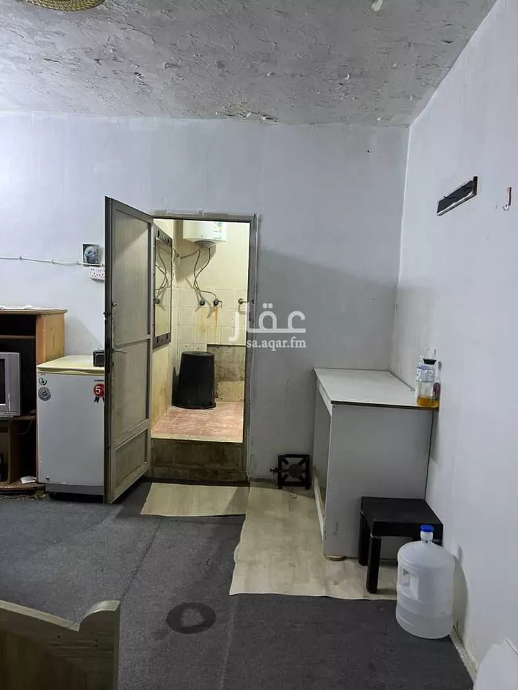 غرفة للإيجار في شارع يزيد بن مزيد الشيباني, حي السعادة, مدينة الرياض, منطقة الرياض صورة 3