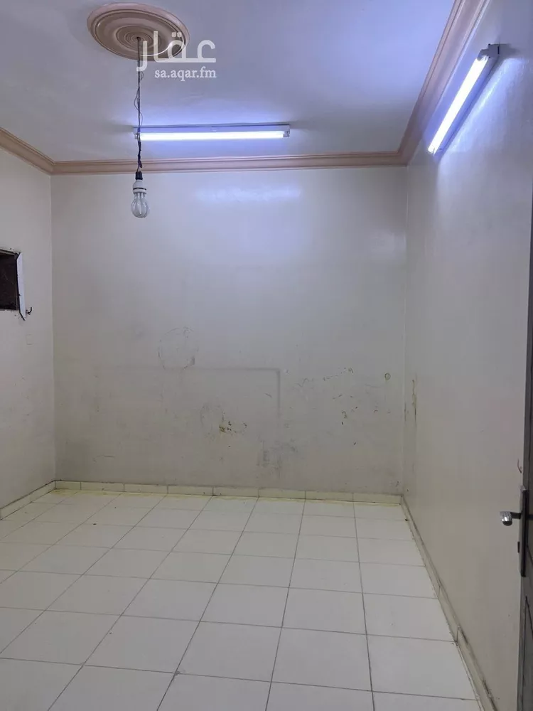 شقة للإيجار في شارع خلاد بن عمرو, حي السعادة, مدينة الرياض, منطقة الرياض صورة 5