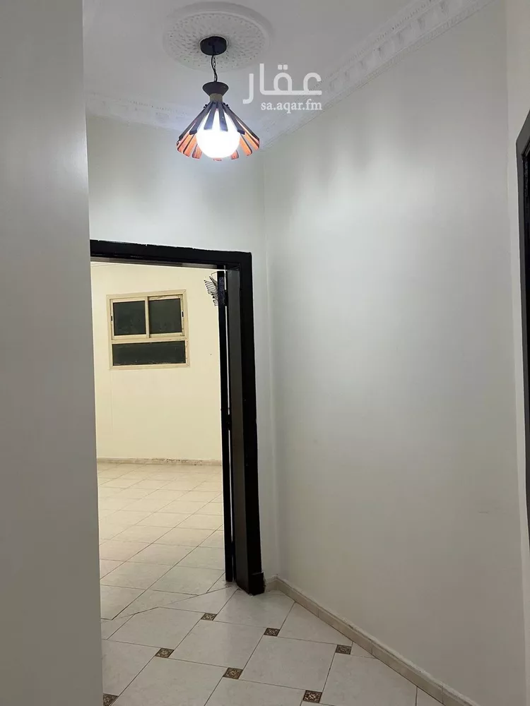 شقة للإيجار في شارع يزيد بن مزيد الشيباني, حي السعادة, مدينة الرياض, منطقة الرياض صورة 2