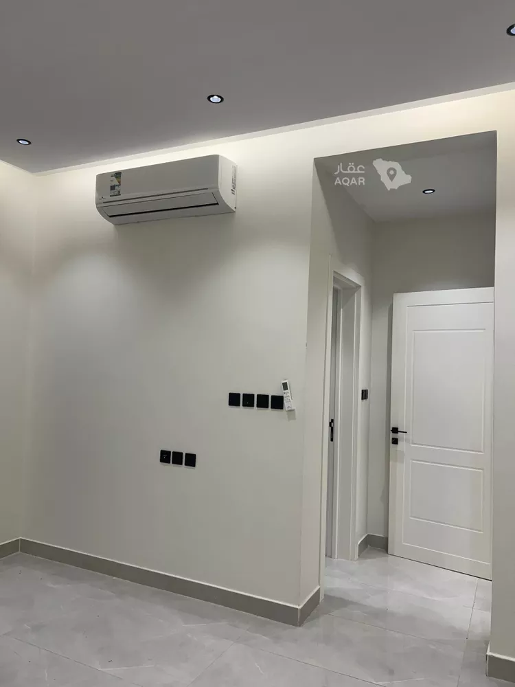 شقة للإيجار في شارع يزيد بن مزيد الشيباني, حي السعادة, مدينة الرياض, منطقة الرياض 8