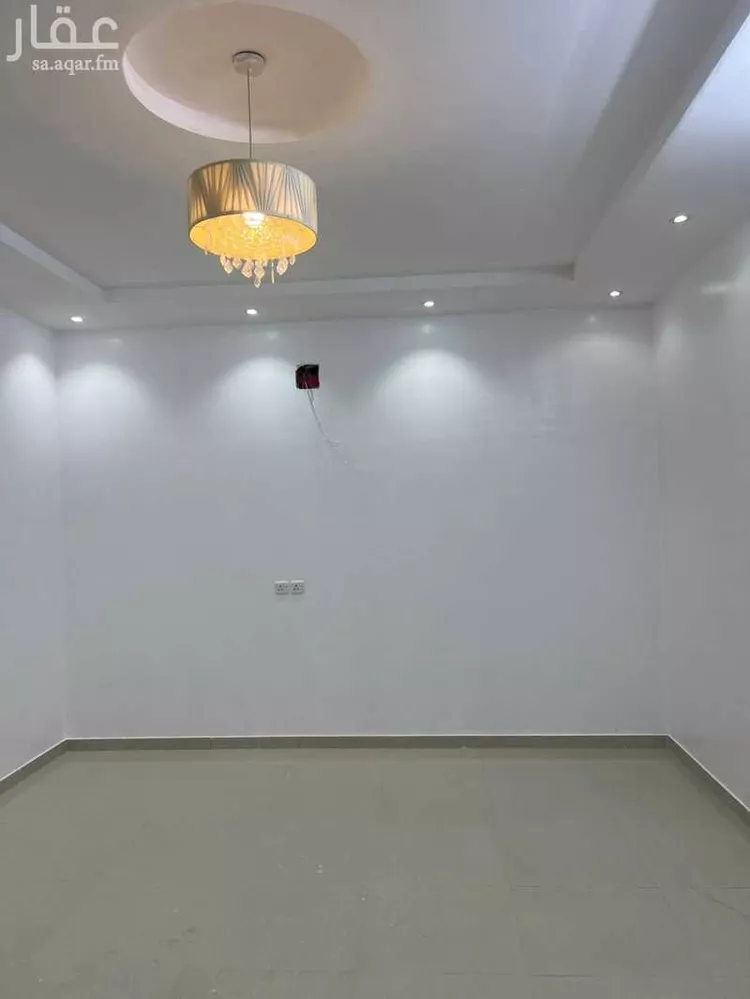 شقة للإيجار في شارع شهاب الدين بن المظفر, حي السعادة, مدينة الرياض, منطقة الرياض