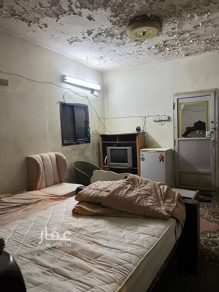 غرفة للإيجار في شارع يزيد بن مزيد الشيباني, حي السعادة, مدينة الرياض, منطقة الرياض