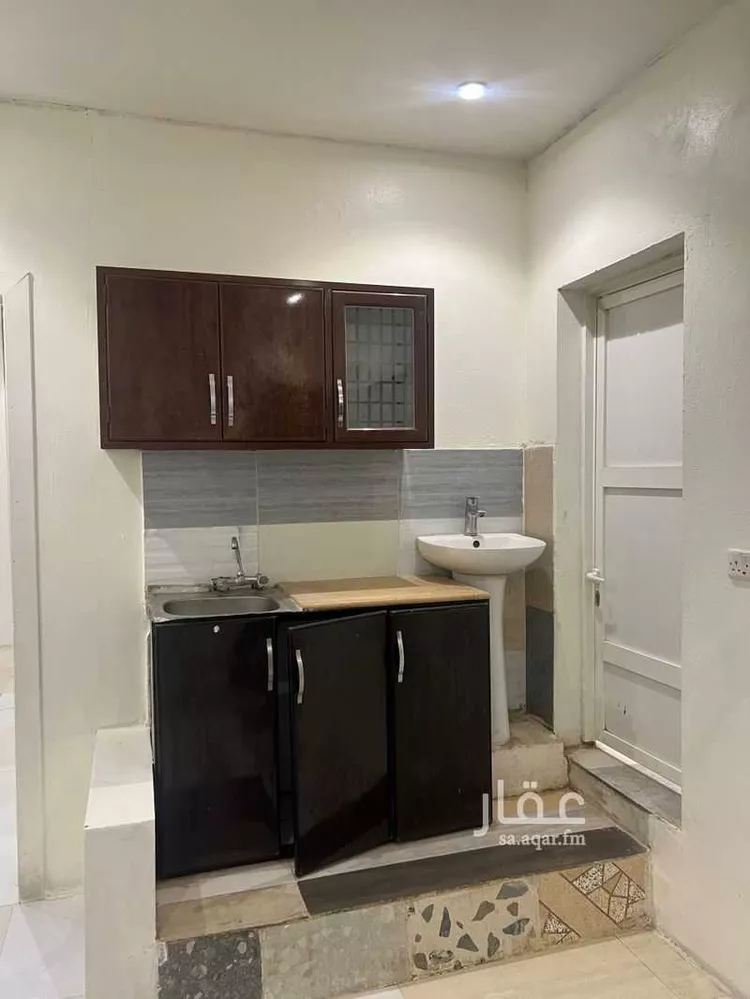 شقة للإيجار في شارع حبيب بن مسلمة, حي السعادة, مدينة الرياض, منطقة الرياض