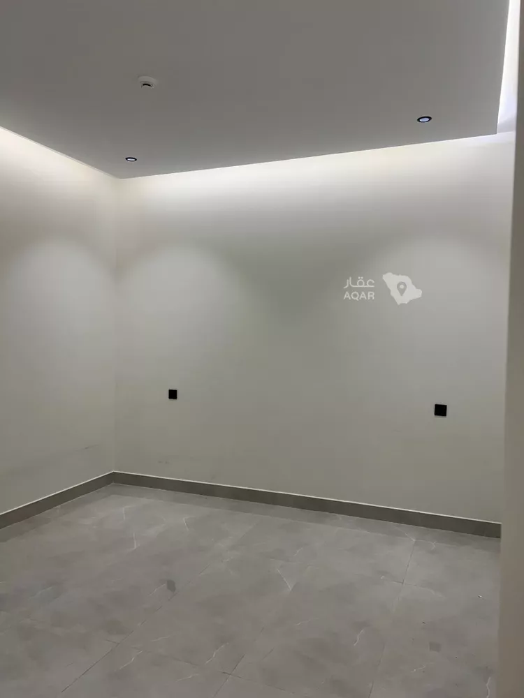 شقة للإيجار في شارع يزيد بن مزيد الشيباني, حي السعادة, مدينة الرياض, منطقة الرياض 15