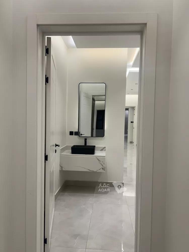 شقة للإيجار في شارع يزيد بن مزيد الشيباني, حي السعادة, مدينة الرياض, منطقة الرياض