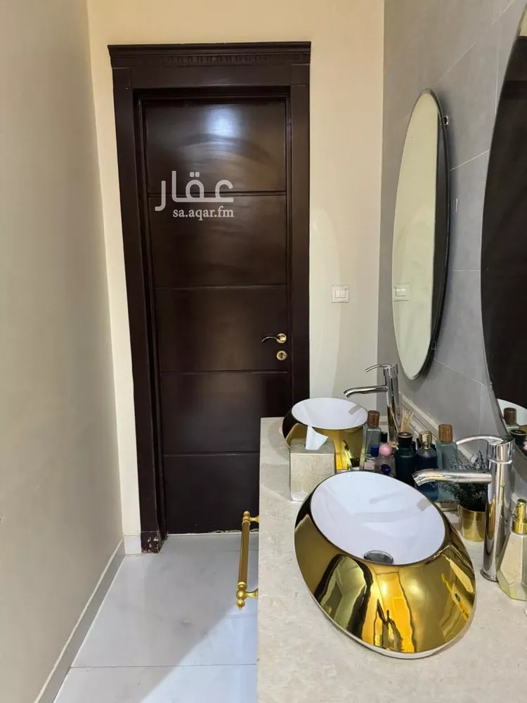 فيلا للبيع في شارع أحمد بن إسماعيل الناشري, حي المهدية, مدينة الرياض, منطقة الرياض صورة 3