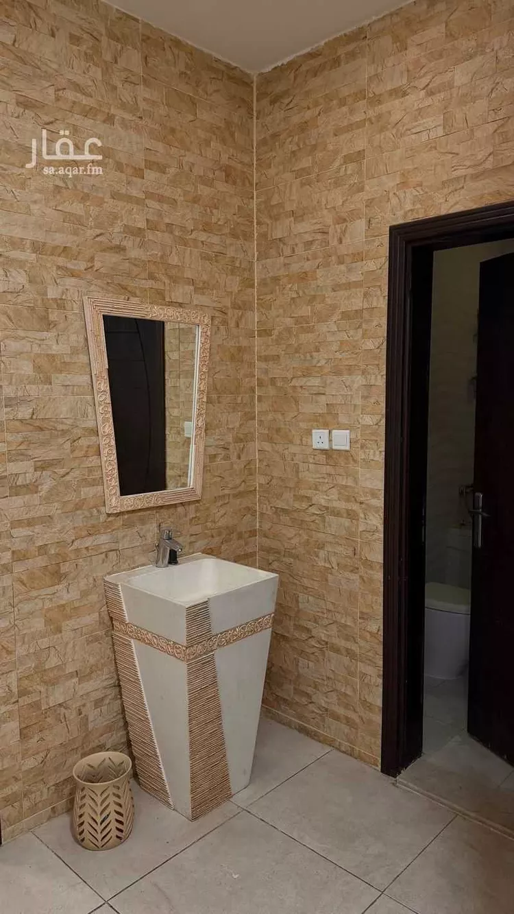 شقة للإيجار في شارع الشيخ محمد عمر بري, حي مريخ, مدينة جدة, منطقة مكة المكرمة صورة 3