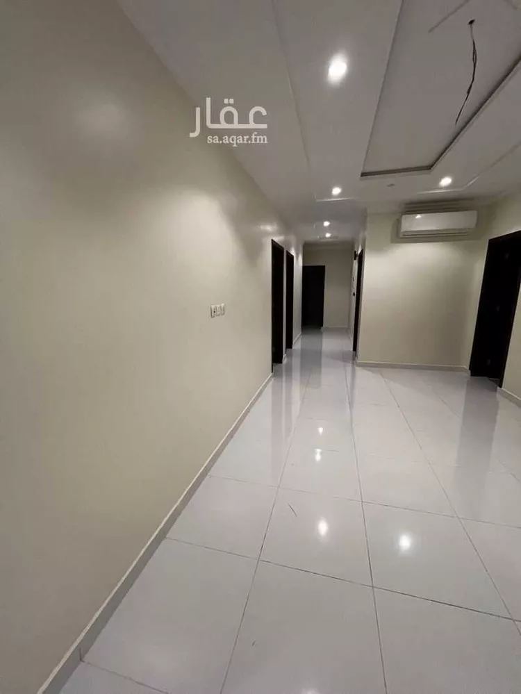 شقة للإيجار في شارع عبدالله ابن ورقاء ابن جنادة, حي مريخ, مدينة جدة, منطقة مكة المكرمة صورة 3