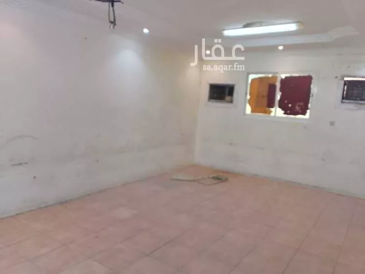 فيلا للإيجار في شارع المرقش الأصغر, حي العريجاء الغربي, مدينة الرياض, منطقة الرياض صورة 2