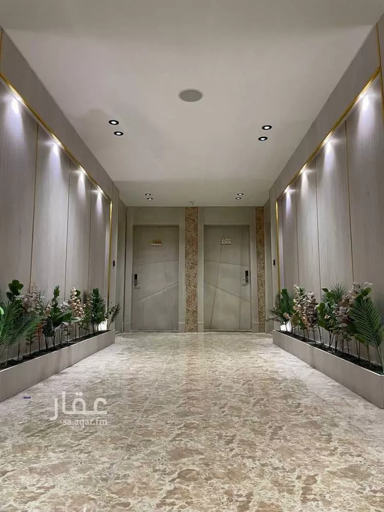 شقة للبيع في شارع طريق الملك خالد فرعي, حي الحمراء, مدينة الخبر, المنطقة الشرقية 1 صورة