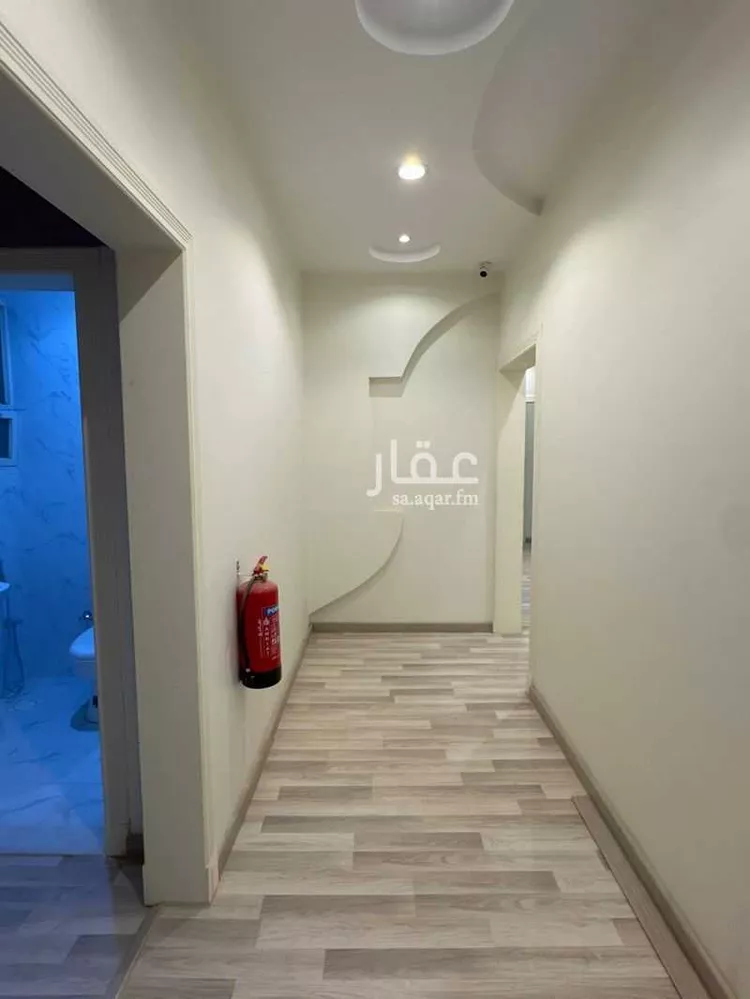مكتب تجاري للإيجار في شارع عثمان بن عفان, حي الوادي, مدينة الرياض, منطقة الرياض صورة 5