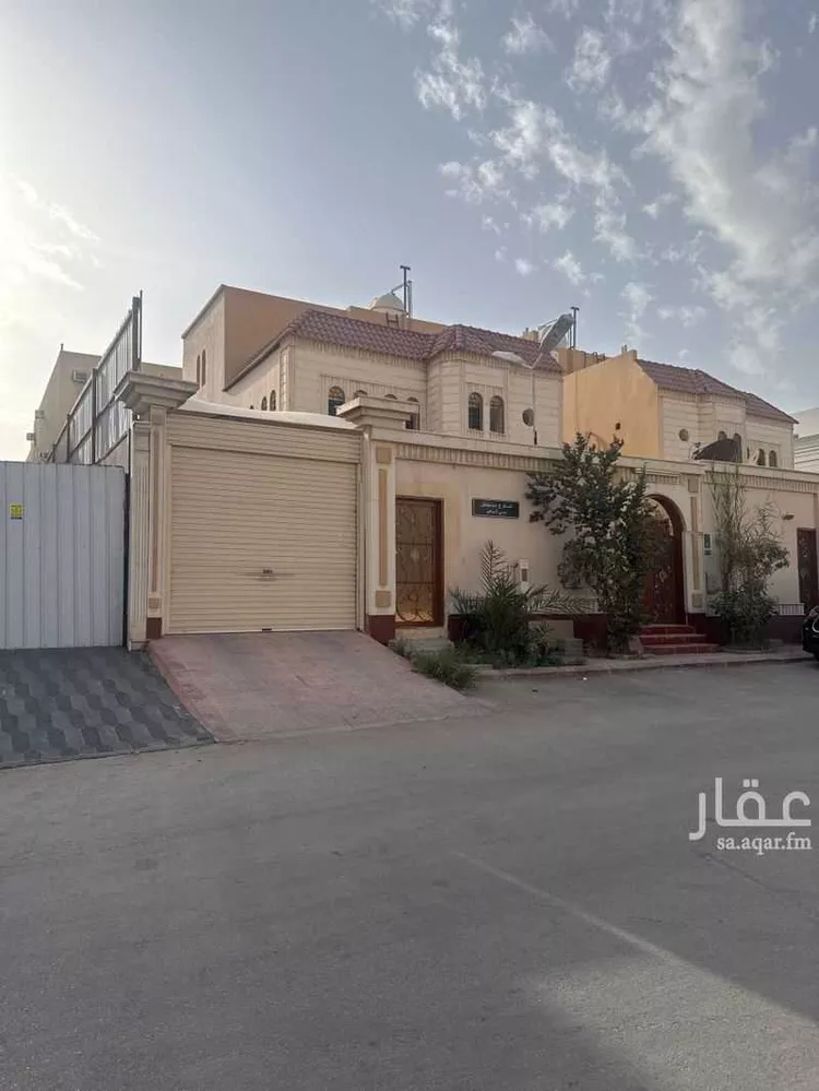 فيلا للبيع في شارع سمنان, حي الوادي, مدينة الرياض, منطقة الرياض