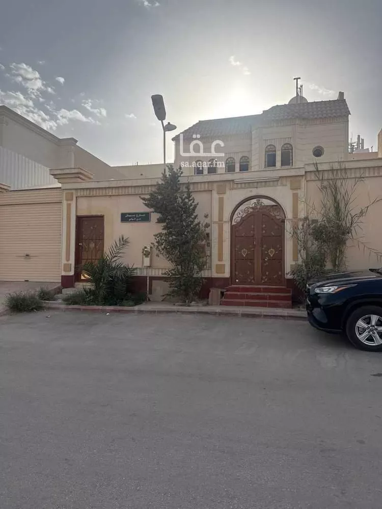 فيلا للبيع في شارع سمنان, حي الوادي, مدينة الرياض, منطقة الرياض صورة 2