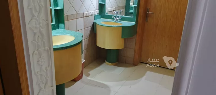 Floor for Rent in Riyadh Dhahrat Laban صورة 3