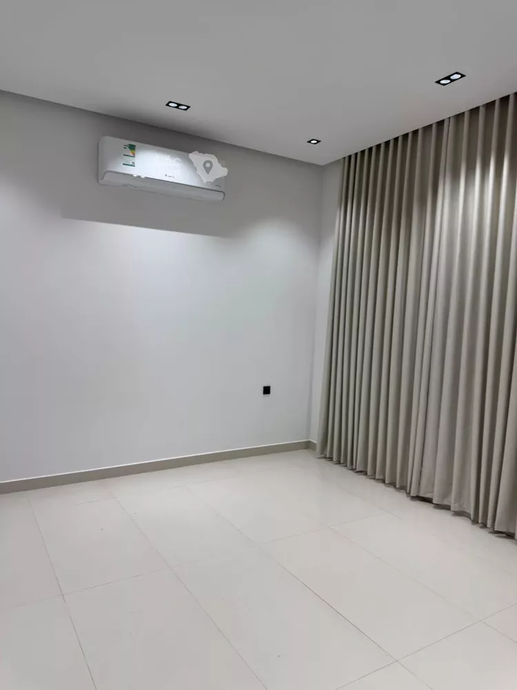 فيلا للبيع في شارع 100 الرمال, حي الرمال, مدينة الرياض, منطقة الرياض 11