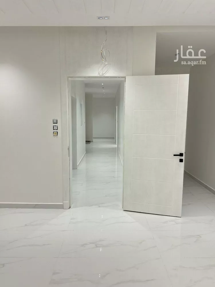 Villa for Sale in Riyadh Al Mahdiyah صورة 2