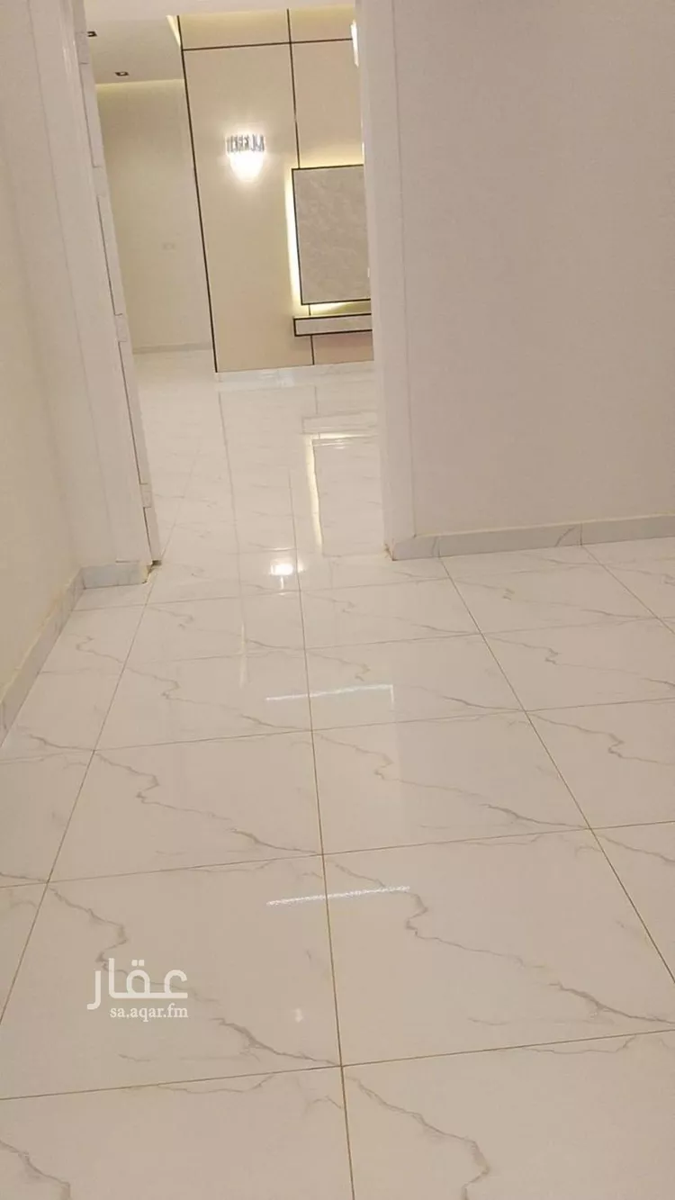 Floor for Rent in Riyadh Al Janadriyah صورة 2