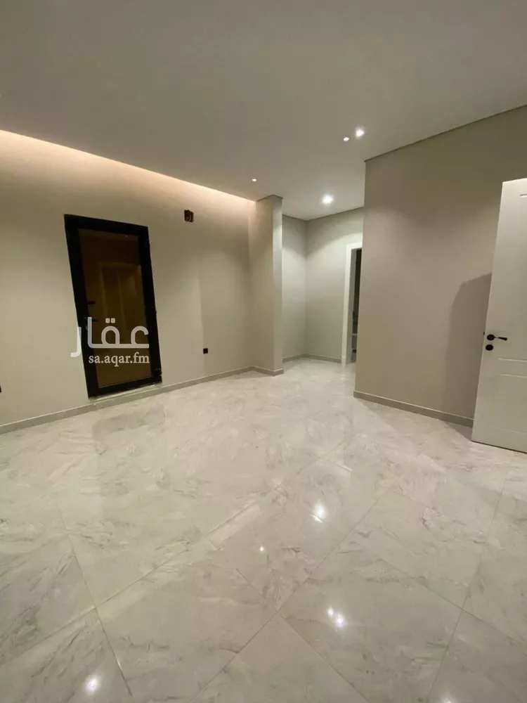 دور للبيع في شارع جلال الدين السيوطي, حي العقيق, مدينة الرياض, منطقة الرياض صورة 4