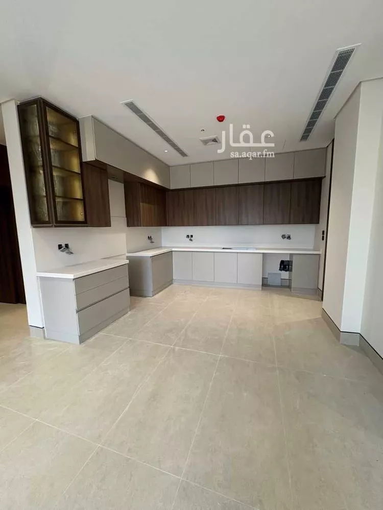 شقة للإيجار في شارع الالمعي, حي البندرية, مدينة الخبر, المنطقة الشرقية 6