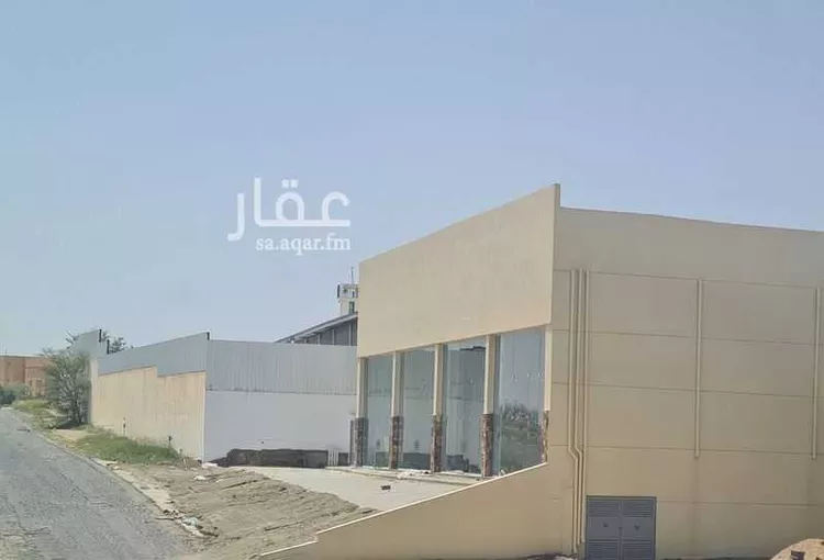 محل للإيجار في شارع شارع المدينة المنورة, حي الزاوية, مدينة خميس مشيط, منطقة عسير صورة 2