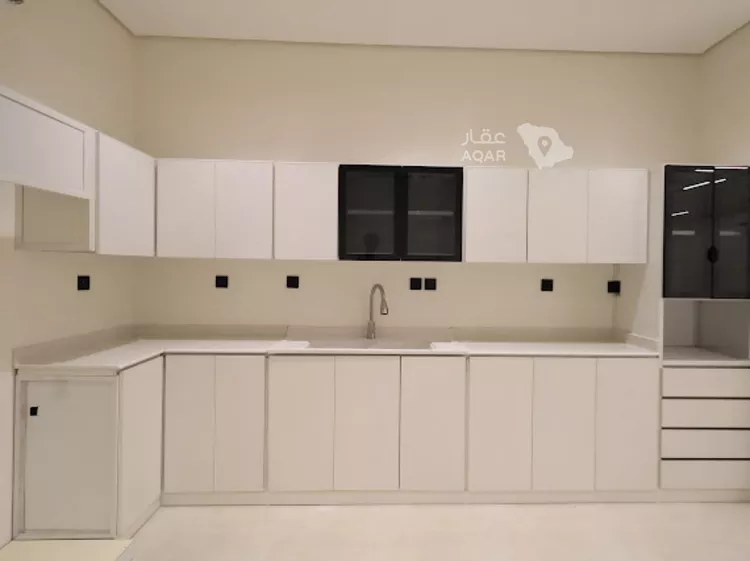 Floor for Rent in Riyadh Al Yasmin 6