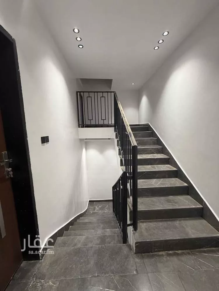 دور للبيع في شارع 25557288, حي النظيم, مدينة الرياض, منطقة الرياض صورة 2