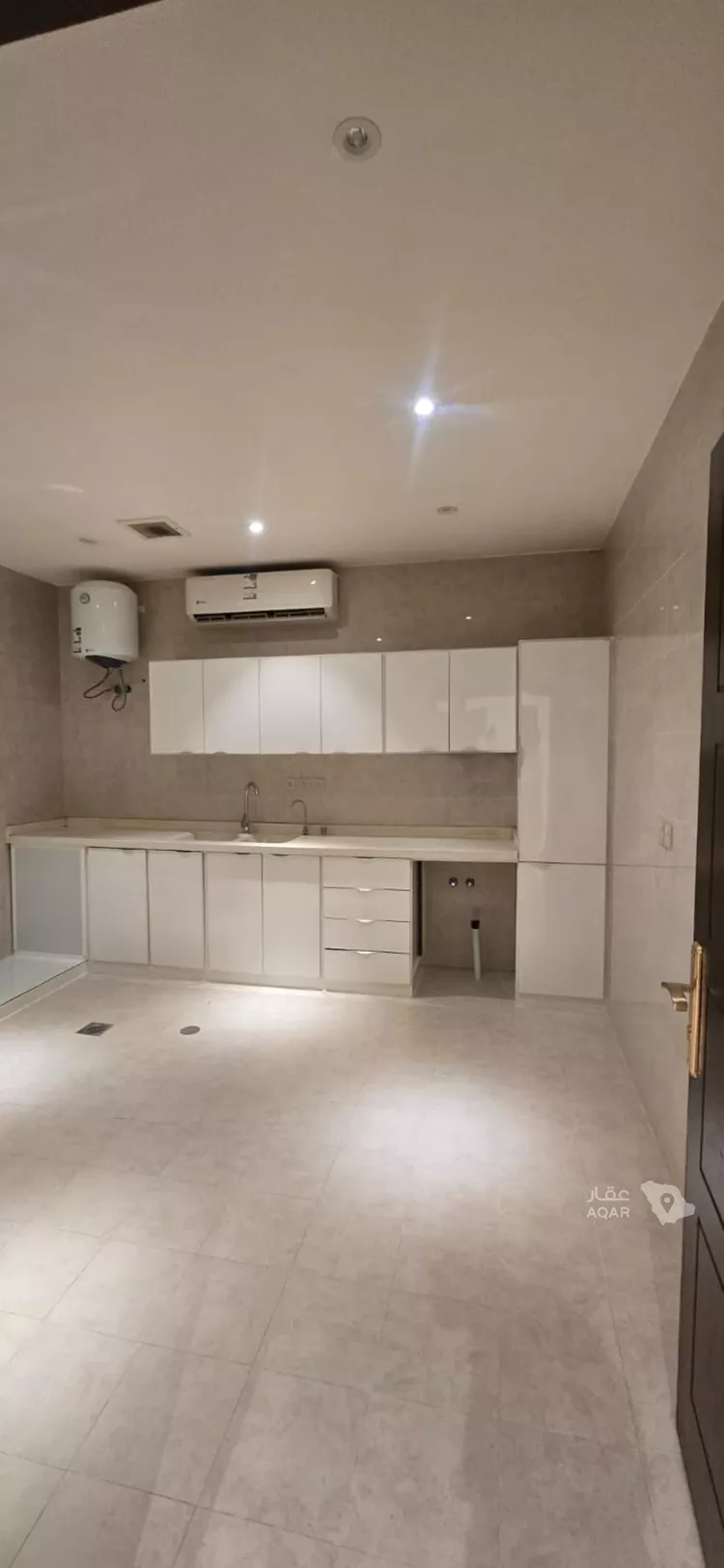 Floor for Rent in Riyadh An Narjis 3