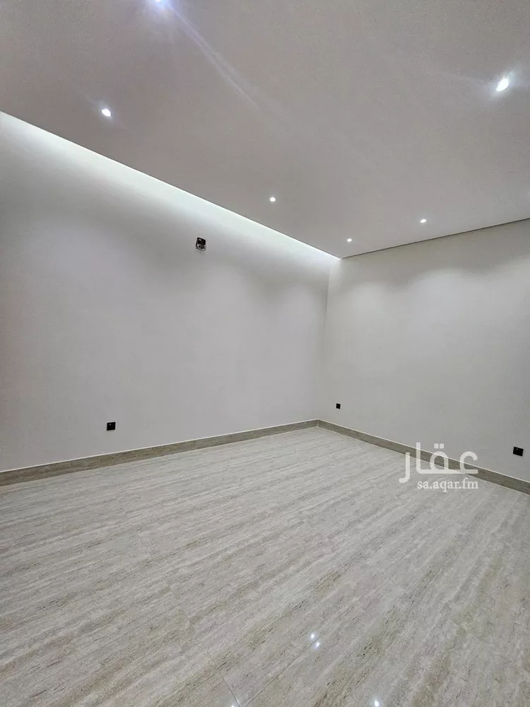Floor for Rent in Riyadh Ar Rimal 20