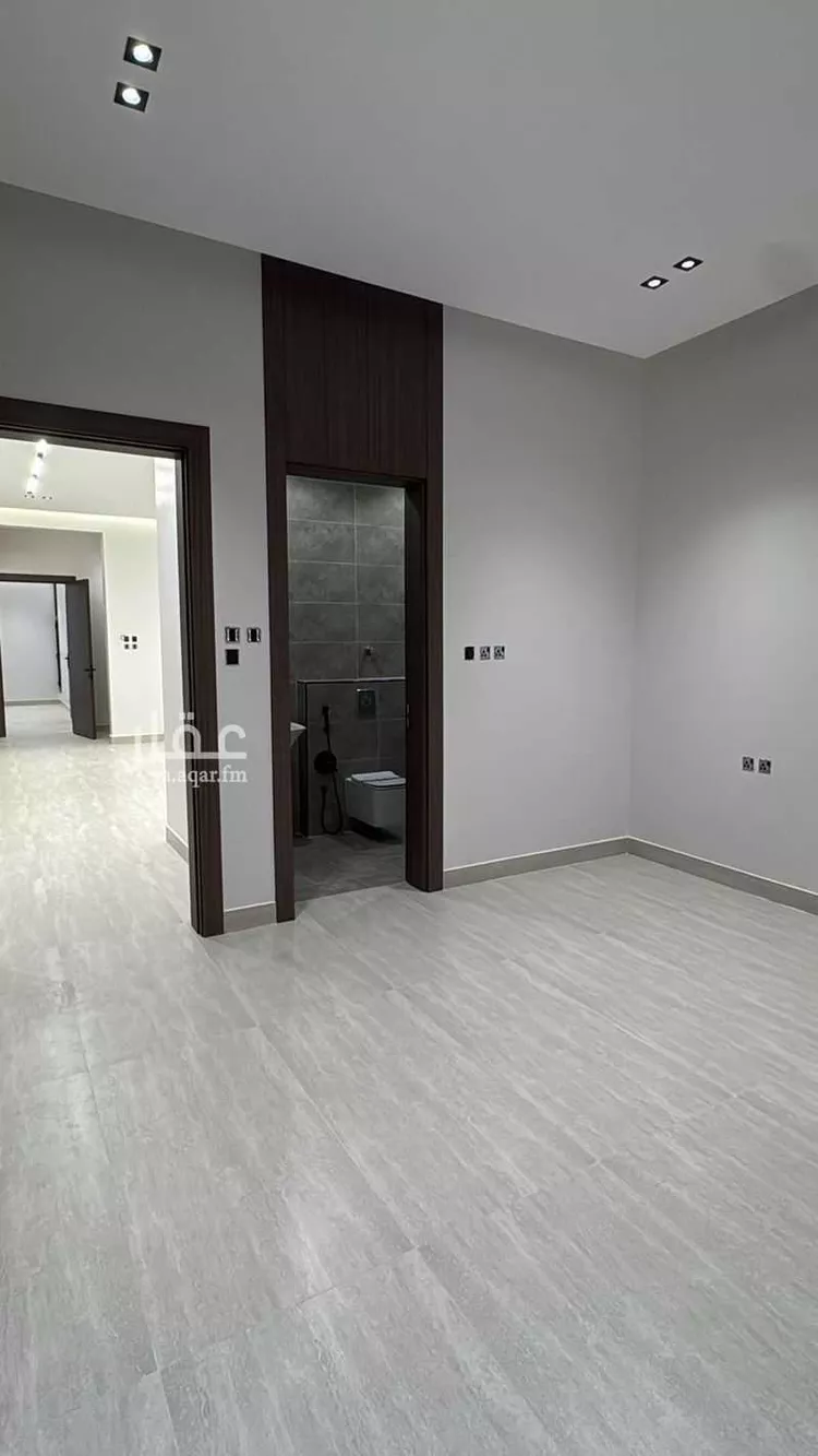 دور للبيع في شارع شارع عرض 15, حي المعيزيلة, مدينة الرياض, منطقة الرياض 16