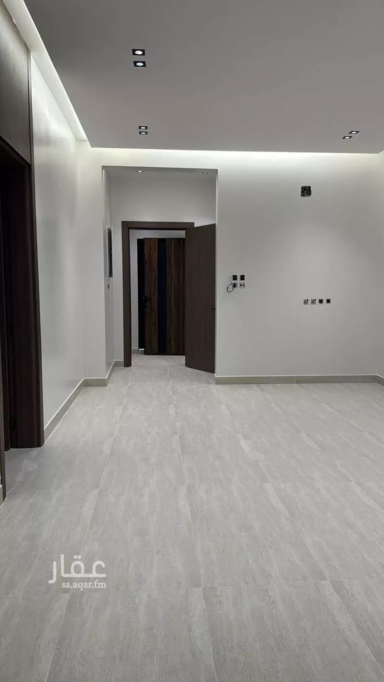 دور للبيع في شارع شارع عرض 15, حي المعيزيلة, مدينة الرياض, منطقة الرياض 17
