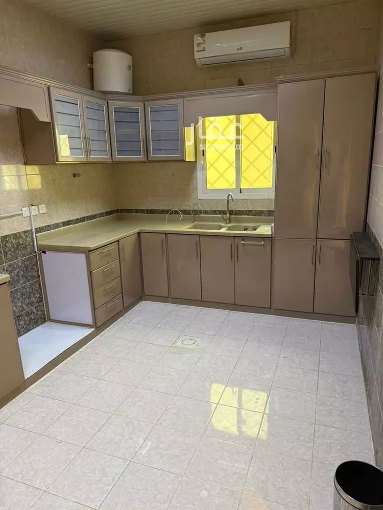 فيلا للإيجار في شارع رقم 425, حي النرجس, مدينة الرياض, منطقة الرياض صورة 2