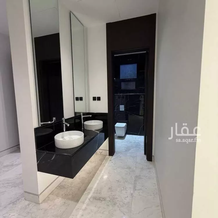 فيلا للبيع في شارع رقم 70, حي الملقا, مدينة الرياض, منطقة الرياض صورة 3