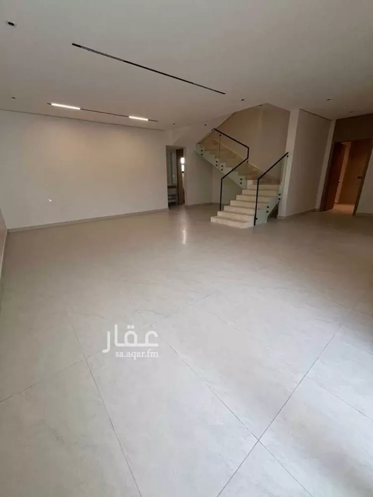 فيلا للبيع في شارع يحي ابن سحاق, حي الرمال, مدينة الرياض, منطقة الرياض 9