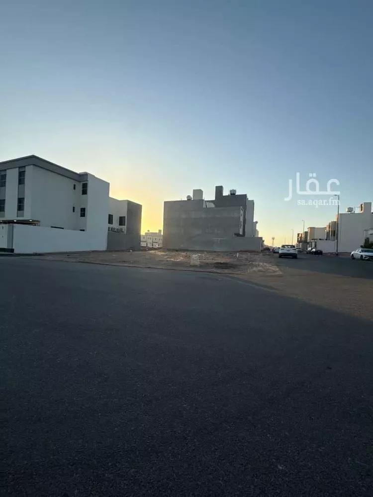 أرض للبيع في شارع اسحاق بن ابراهيم, حي نبلاء, مدينة المدينة المنورة, منطقة المدينة المنورة 8