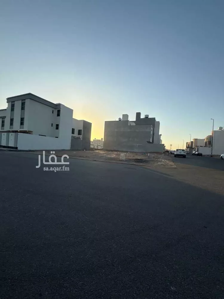 أرض للبيع في شارع اسحاق بن ابراهيم, حي نبلاء, مدينة المدينة المنورة, منطقة المدينة المنورة 6
