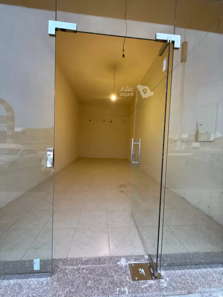 Shop for Rent in Medina As Sad 9