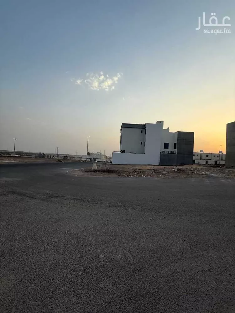 أرض للبيع في شارع اسحاق بن ابراهيم, حي نبلاء, مدينة المدينه المنوره, منطقة المدينة المنورة صورة 4